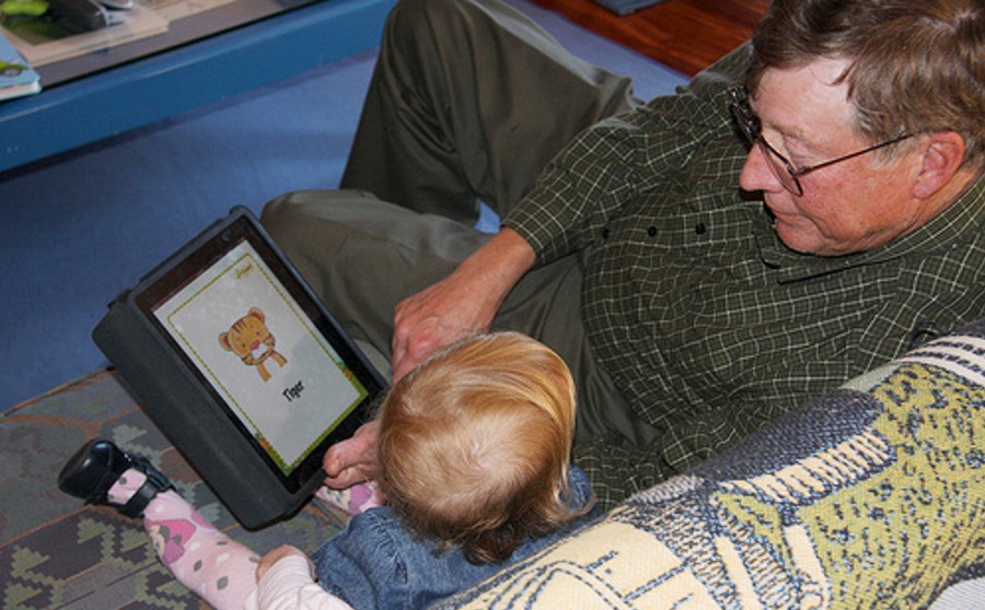 Ook de ouderenbond raadt elke oudere een iPad aan